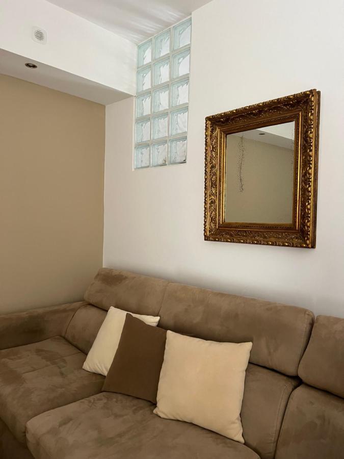 Apartment Sweet Dream *